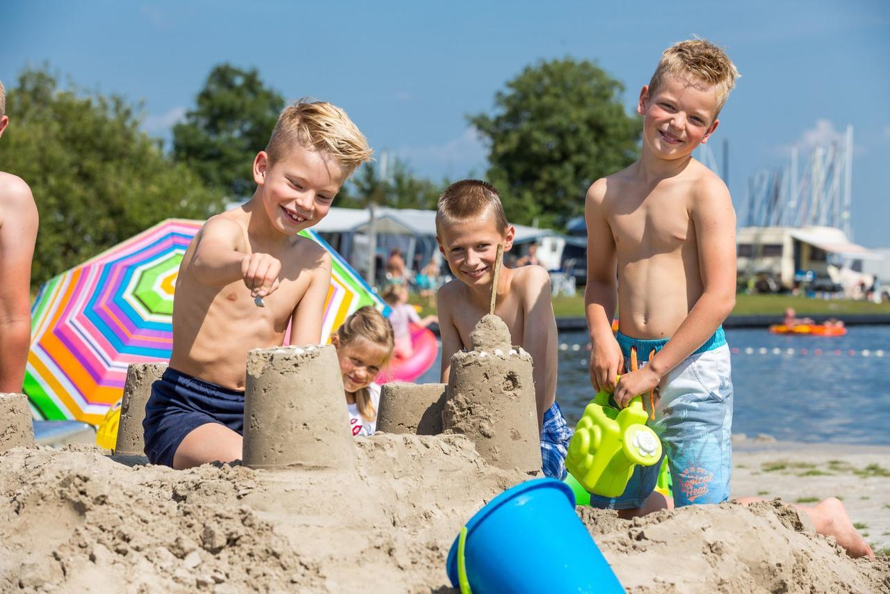Vakantiepark De Kuilart Koudum Εξωτερικό φωτογραφία